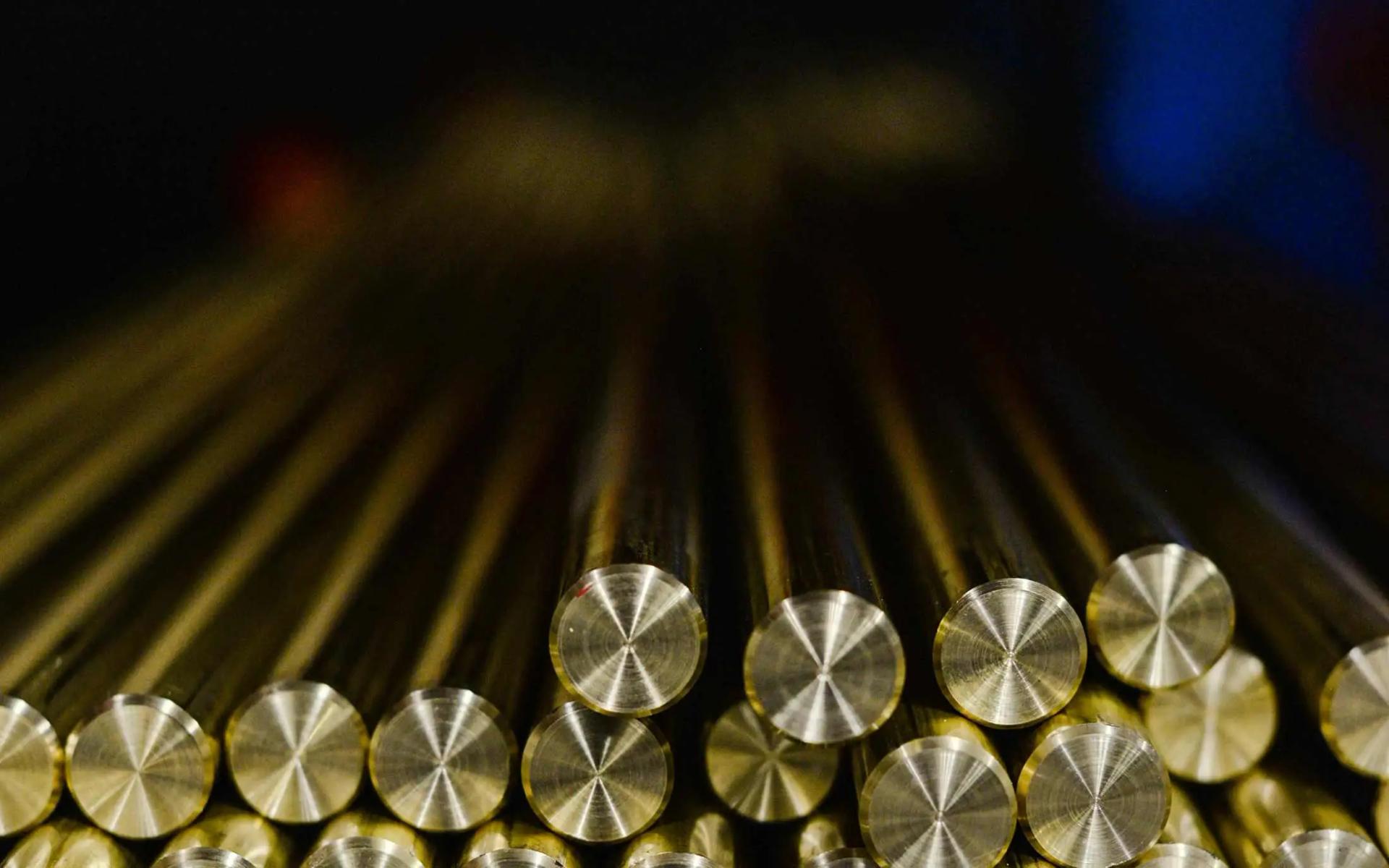 Messinkitangot rivissä