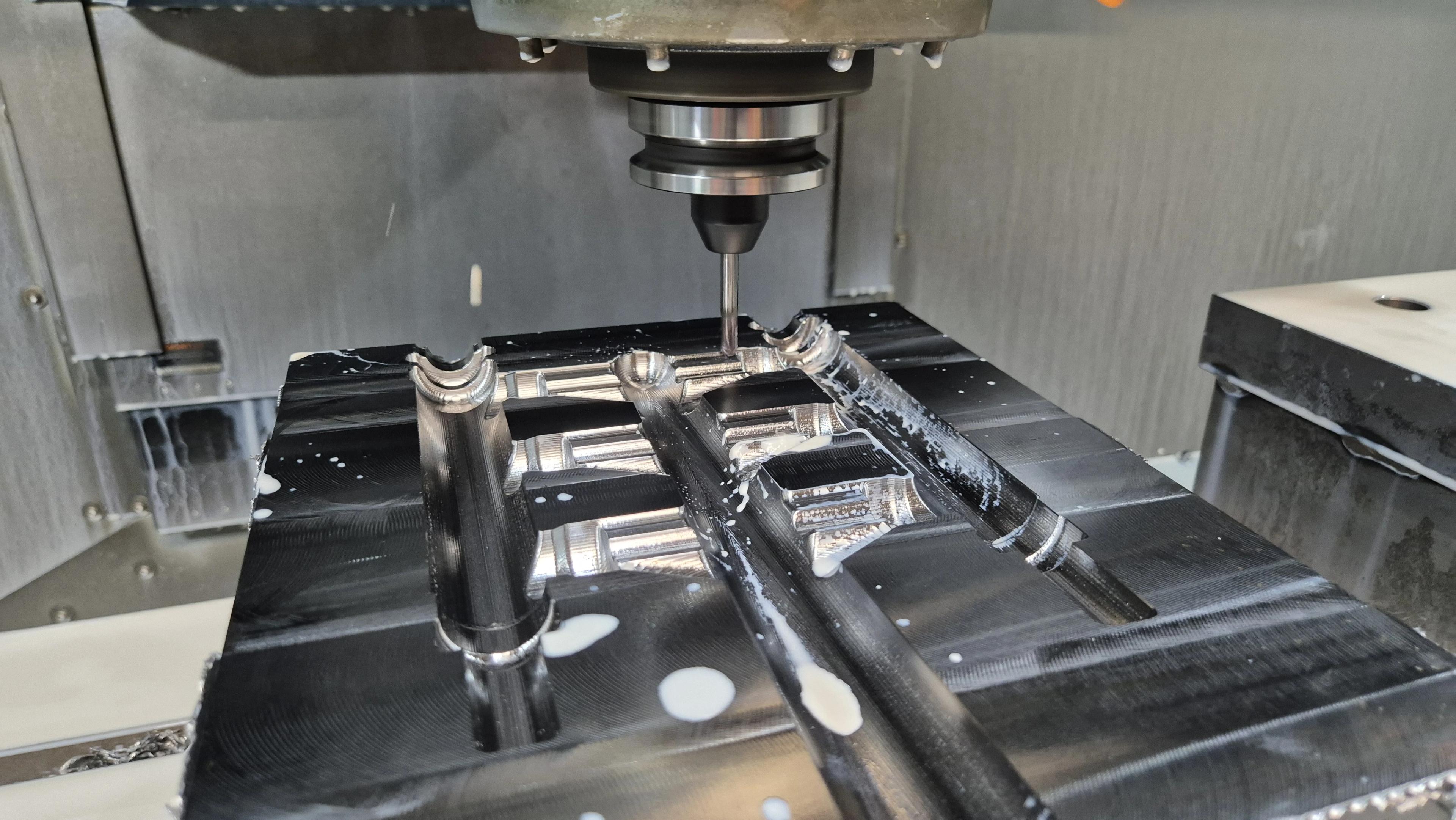 Muotin valmistus jyrsintäkoneella